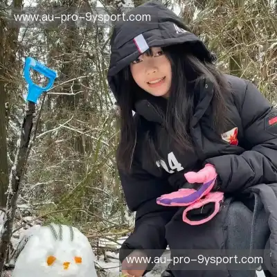 花雯云